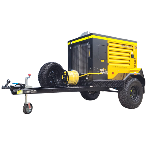 [K01010066] [SP7000T] 250cfm Rotary screw compressor, Diesel driven, Safety Spec, mounted on a heavy duty trailer.